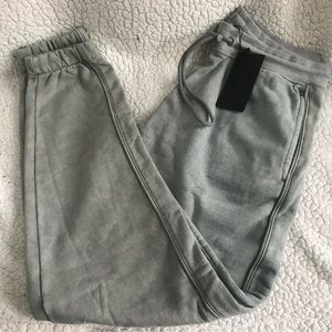 Alphalete Women’s Essential Oversized Joggers